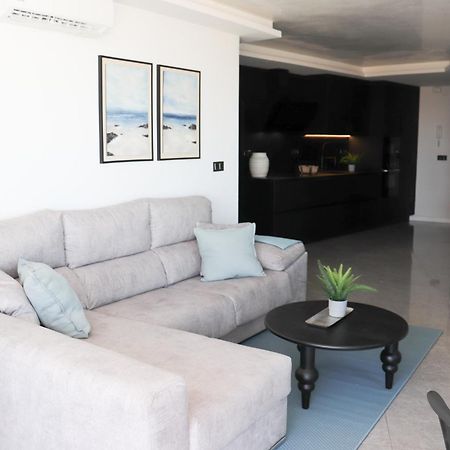 Torre Lll Apartment ตอร์เรโมลิโนส ภายนอก รูปภาพ