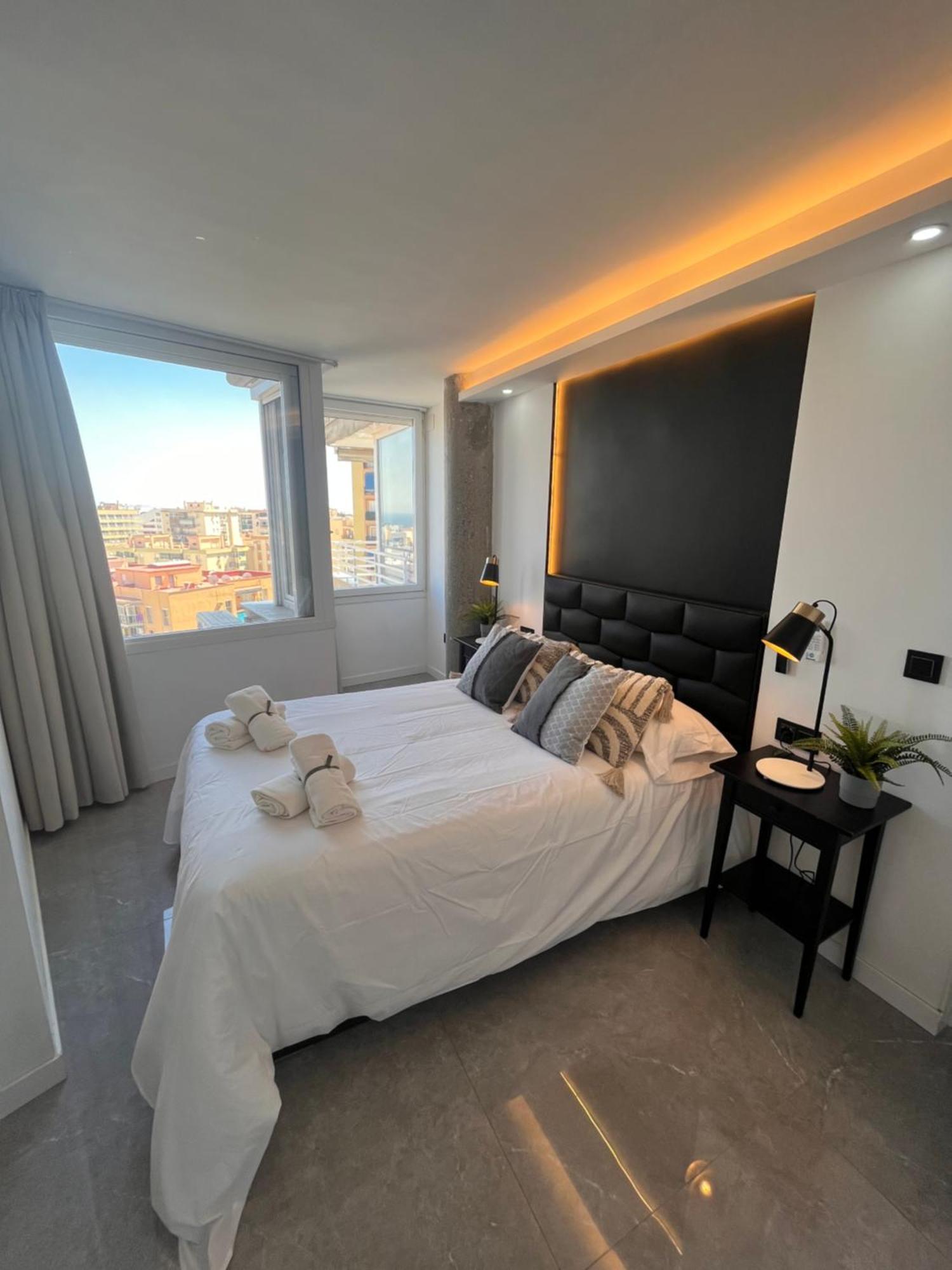 Torre Lll Apartment ตอร์เรโมลิโนส ภายนอก รูปภาพ